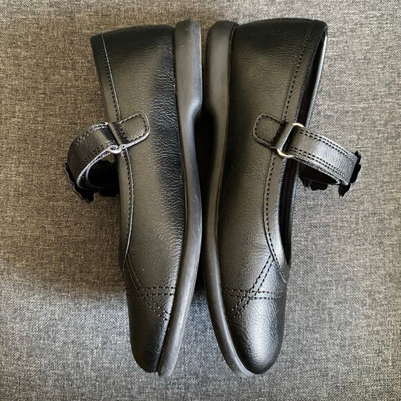 Rachel girls black Mary jane style shoes size 12 - Picture 3 of 8